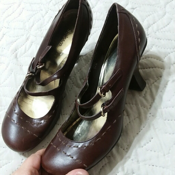 Style & Co Classic Dancer Brown Kitten Heels 7.5 - Picture 4 of 6